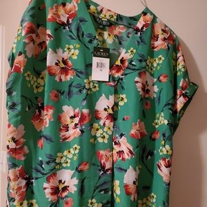 Lauren Green floral top Plus